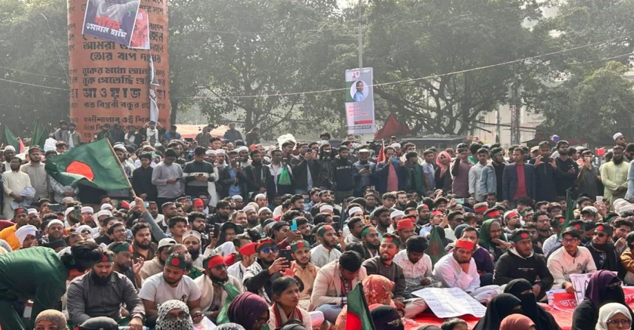 ইনকিলাব মঞ্চের হুঁশিয়ারি, ‘কাউকেই সেফ এক্সিট দেওয়া হবে না’