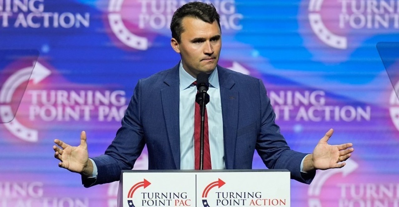 ট্রাম্পের সহযোগী চার্লি কার্ক গুলিতে নিহত