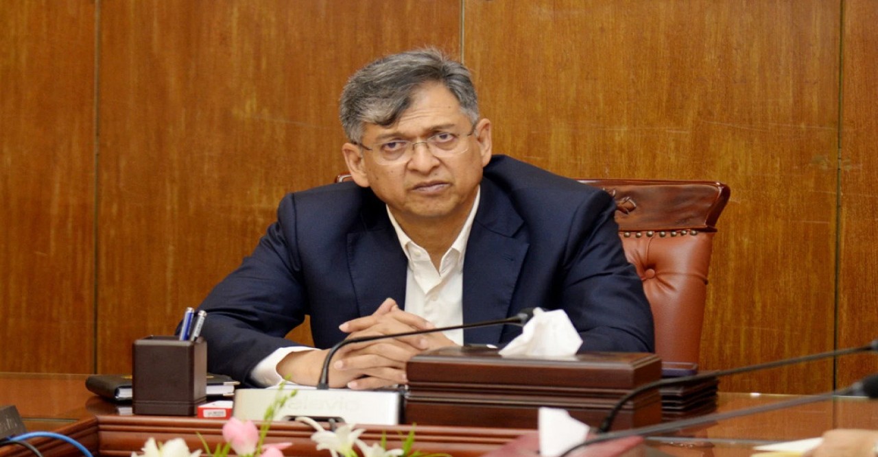 আগে সংসদে আসেন, তারপর গণভোটের বিষয়ে সিদ্ধান্ত : স্বরাষ্ট্রমন্ত্রী