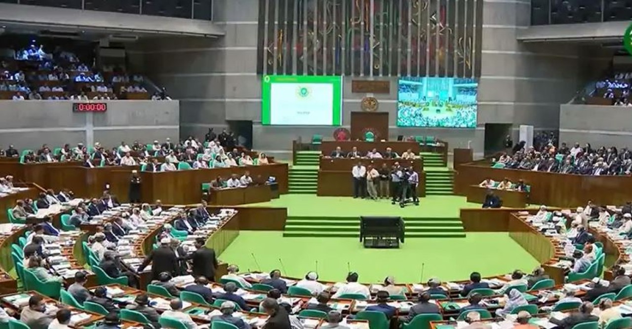 জ্বালানি সিন্ডিকেট, জনভোগান্তি ও শিষ্টাচার নিয়ে সংসদে উত্তাপ