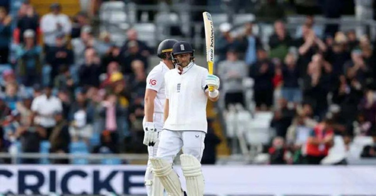 ৭৭ বছরের রেকর্ড রান তাড়ায় ভারতকে হারালো ইংল্যান্ড