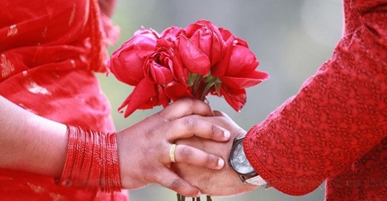 বসন্ত ভালোবাসার দিন আজ