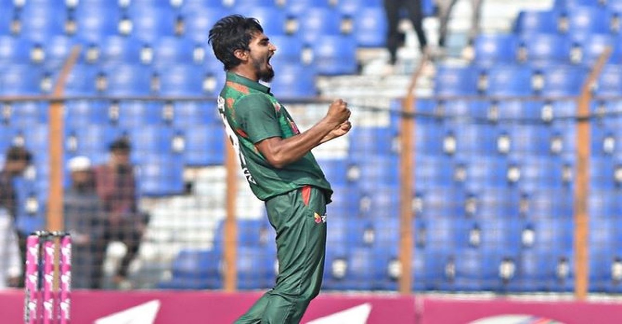 অলিখিত ফাইনালে সমান সুযোগ দেখছেন তানজিম