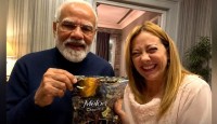 এক টাকার টফি চকোলেট এখন কূটনীতির প্রতীক