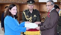 রাষ্ট্রপতির কাছে তিন দেশের রাষ্ট্রদূতের পরিচয়পত্র পেশ