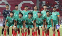 গোলরক্ষকের হাস্যকর ভুলের পর বড় হার বাংলাদেশের