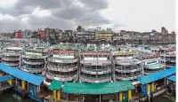 ঢাকা থেকে উপকূলীয় অঞ্চলে নৌযান চলাচল বন্ধ ঘোষণা