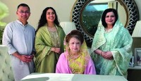 দুই পুত্রবধূসহ এপ্রিলেই দেশে ফিরছেন খালেদা জিয়া