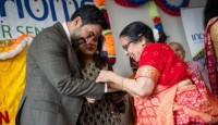 নিউইয়র্কে প্রবীণ ভারতীয়দের সঙ্গে রাখীবন্ধনে অংশ নিলেন মেয়র মামদানি