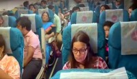 কলকাতায় বিমানের উড়োজাহাজে ত্রুটি, যাত্রীদের ভোগান্তি