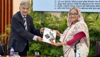 ডিজেএফবির প্রকাশনা উদ্বোধন করলেন প্রধানমন্ত্রী